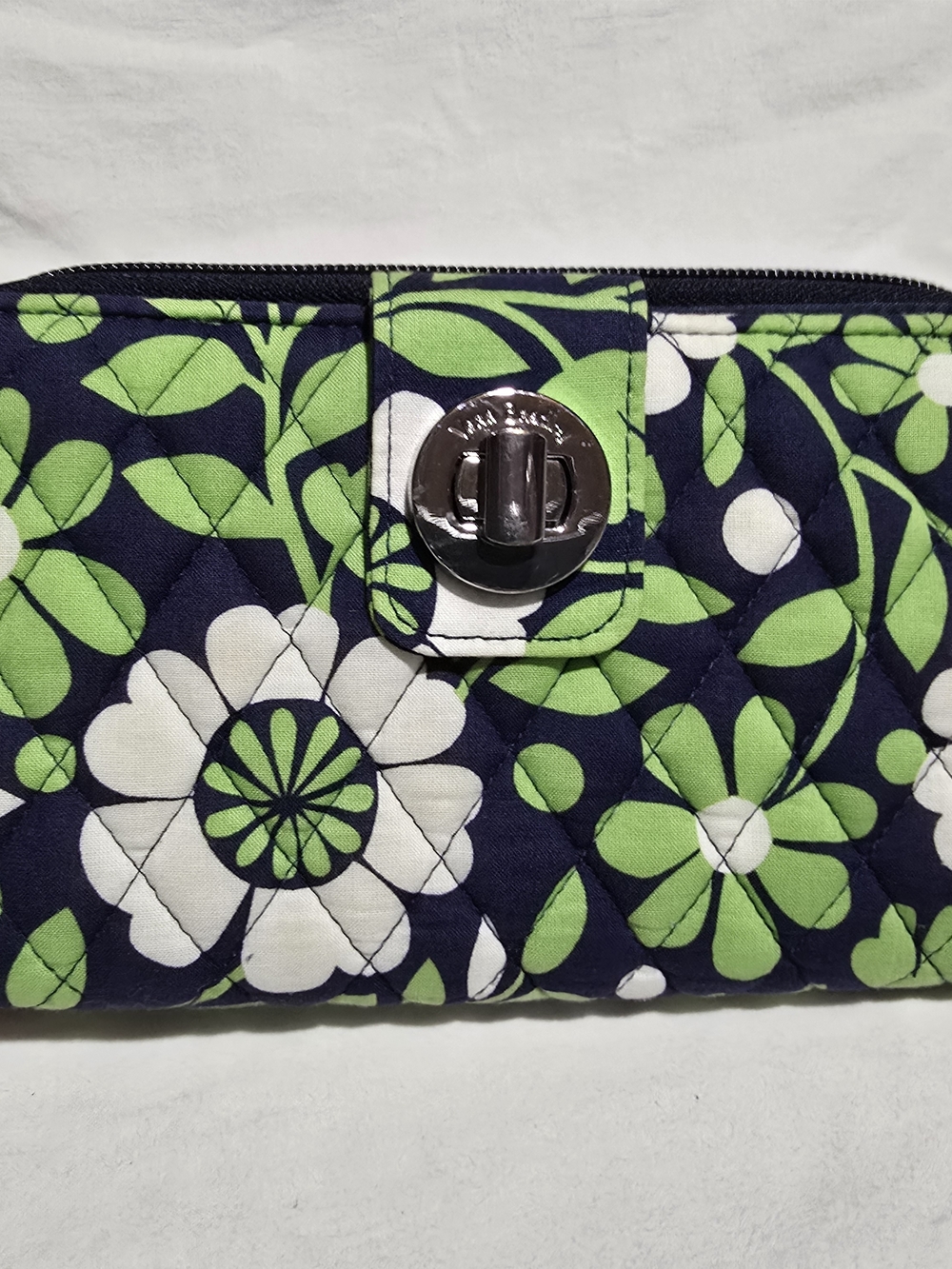 Vera Bradley Midnight Blues Turn Lock Zip Wallet Navy Green Floral Organizer